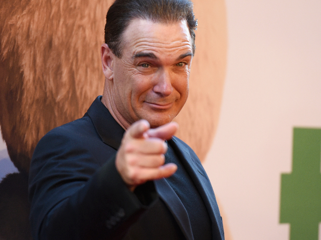Patrick Warburton Refuses to Apologize for 'Family Guy': 'Everybody Takes Themselves Too Seriously' - Vimarsana News
