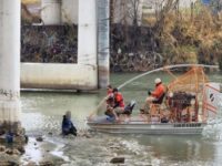 Ecuadorian Migrant Drowns After Saving Son in Texas Border River