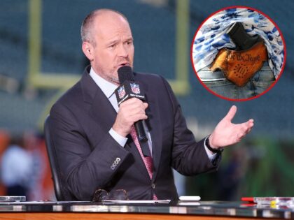 NFL analyst Rich Eisen, speaks during a pre-game show before an NFL football game between the Cincinnati Bengals and the Houston Texans, Thursday, Sept. 14, 2017, in Cincinnati. (AP Photo/Frank Victores) // Inset: Gun holster with "We the People" on it (Karen Ducey/Getty Images).