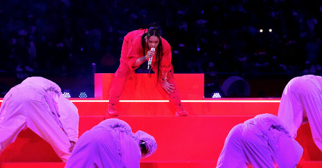 Donald Trump Rips Rihanna Again: 'Single Worst Halftime Show in Super Bowl History' - Vimarsana News