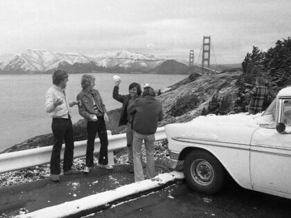 San Francisco snow 1976 (Clem Albers / San Francisco Chronicle via Getty)