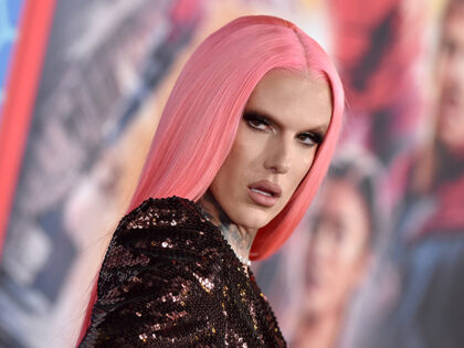 Jeffree Star attends Sony Pictures' "Spider-Man: No Way Home" Los Angeles P