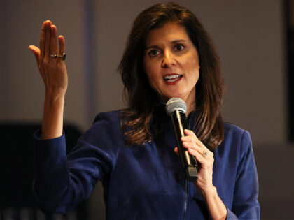 MANCHESTER, NEW HAMPSHIRE - FEBRUARY 17: Republican presidential candidate Nikki Haley spe