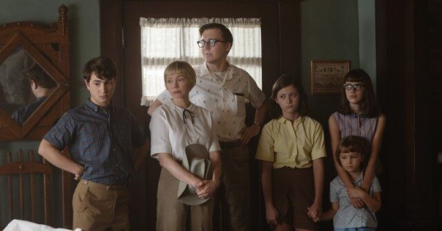 'The Fabelmans' Review: A Young Steven Spielberg Artificially Comes of Age - Vimarsana News