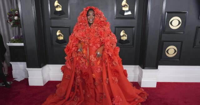 Grammys fashion: Lizzo Doja Cat Styles wow on red carpet Breitbart