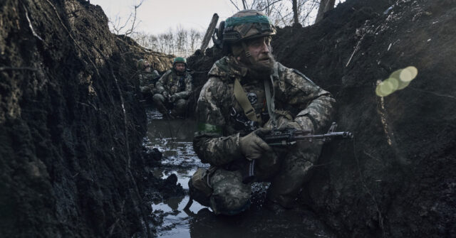 NextImg:Ukraine Vows to Fortify Bakhmut Defences as Russians Enter Suburbs