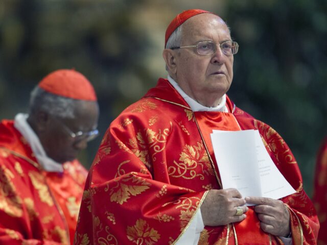 VATICAN CITY, VATICAN - JUNE 29: Cardinal Leonardo Sandri during the Holy Mass celebrated by Pope Francis on the occasion of the Solemnity of Saints Peter and Paul, patrons of Rome on June 29, 2020 in Vatican City, Vatican. (Photo by Grzegorz Galazka/Archivio Grzegorz Galazka/Mondadori Portfolio via Getty Images)