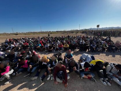 Groups of migrants totaling more than 1,000 crossed the border near El Paso on Wednesday. (U.S. Border Patrol/El Paso Sector)