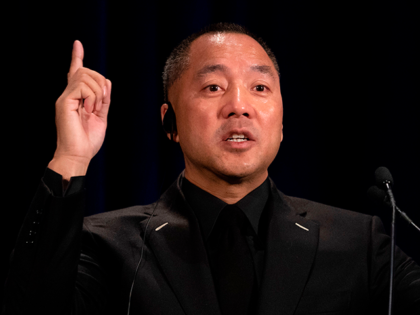 Fugitive Chinese billionaire Guo Wengui hold a news conference on November 20, 2018 in New York, on the death of of tycoon Wang Jian in France on July 3, 2018. - Guo was introduced by Steve Bannon, former White House Chief Strategist. (Photo by Don EMMERT / AFP) (Photo by …