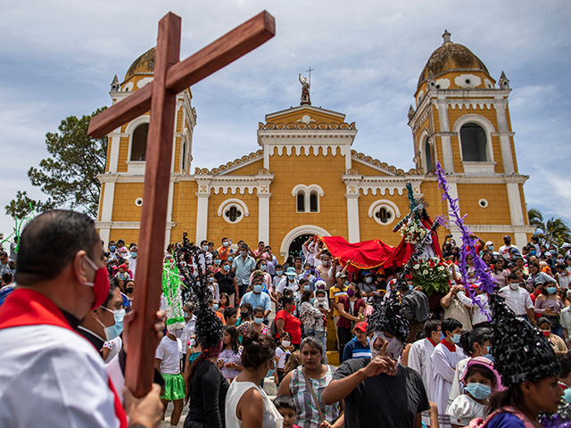 Catholic faithfull reenact the Way of the Cross during Good Friday, in Masatepe, 50 km sou