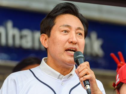 Seoul Mayor, Oh Se-hoon candidate of the ruling People Power Party for the Seoul mayoral election, speak to his supporters during his campaign rally for the June 1 local elections in Seoul. Local elections are for 17 metropolitan mayors and provincial governors, 226 lower-level council heads, as well as 872 …