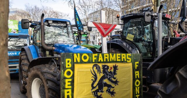 Hundreds of Tractors Blockade Brussels as Farmers Protest Green Agenda