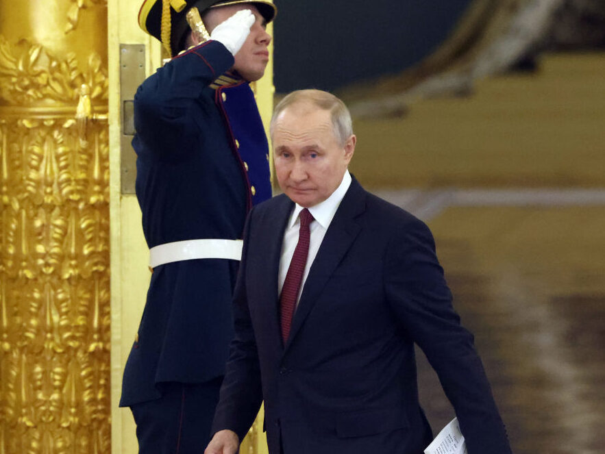 Russia Threatens to Nuke... Everyone Over Arrest Warrant for Putin - Vimarsana News