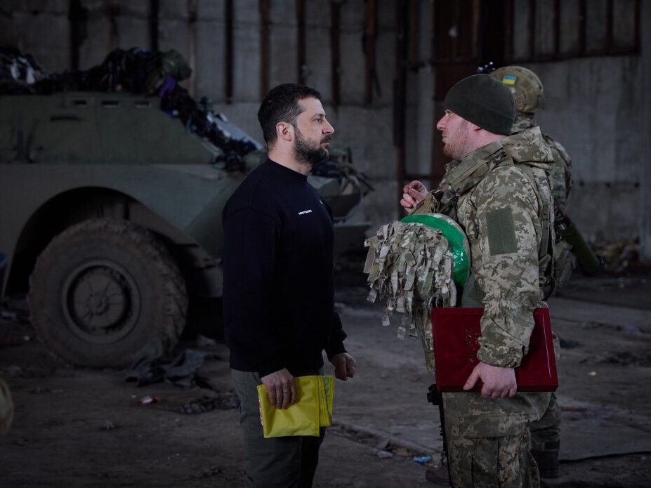 Zelensky: No Counter-Offensive Until West Sends More Artillery, Tanks - Vimarsana News