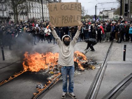 Fuel Shortages and Cabinet Infighting Mark Day 10 of France Strikes as Police Brace for Fresh Protests