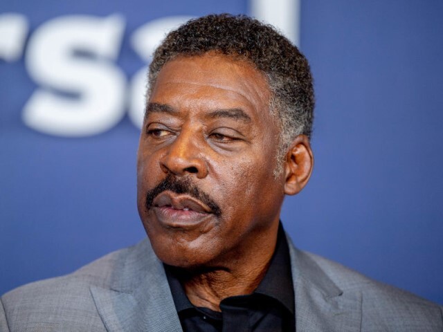 Ernie Hudson Accuses 'Ghostbusters' Producers of 'Pushing Him Aside' - Vimarsana News
