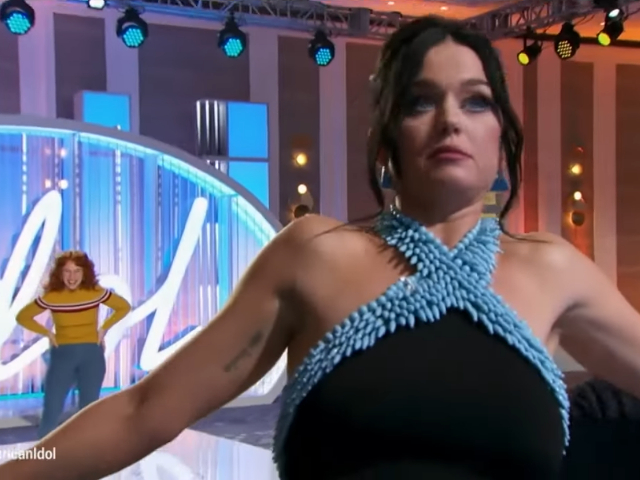 Katy Perry Slammed for Insulting 'American Idol' Contestant Mother of Three: 'Honey, You've Been Laying on the Table Too Much' - Vimarsana News