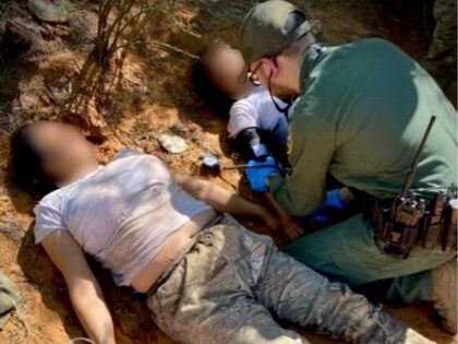 Laredo Sector Border Patrol agents rescue two women abandoned by human smugglers. (U.S. Border Patrol)