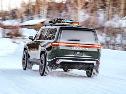 EV Fail: Rivian Electric Truck Owner’s ‘Honeymoon Phase’ Ends When It Gets Stuck in Snow