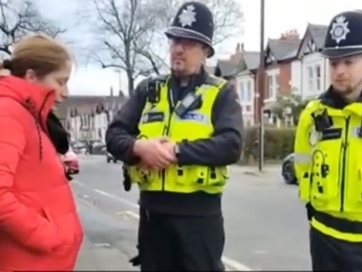 Pro-Life Activist Arrested for 'Engaging in Prayer' Outside Abortion Clinic - Vimarsana News
