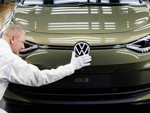Volkswagen Refused to Help IL Police Locate Kidnapped Boy Because Car GPS Subscription Was Expired - Vimarsana News