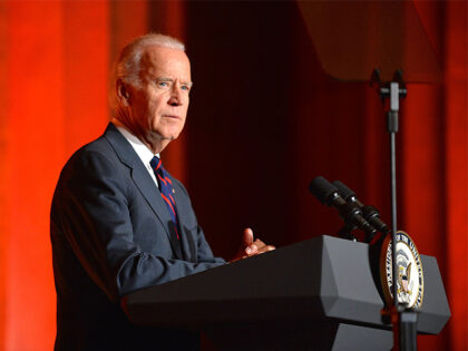Vice President Joe Biden delivers remarks at the U.S.-India Strategic and Commercial Dialogue Leadership Summit Reception in Washington, D.C., on September 21, 2015. [State Department photo/ Public Domain]