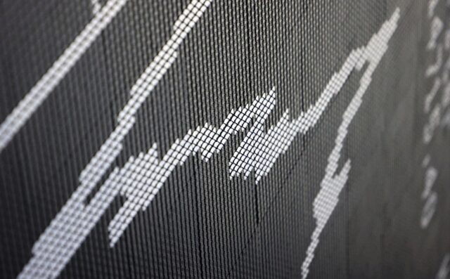 While authorities have pledged to support the banking sector, traders remain on edge about