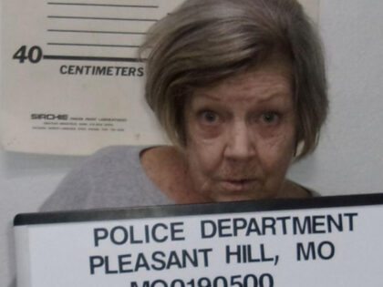 Missouri law enforcement was called when 78-year-old Bonnie Gooch allegedly robbed a bank and handed the teller an interesting note on Wednesday.