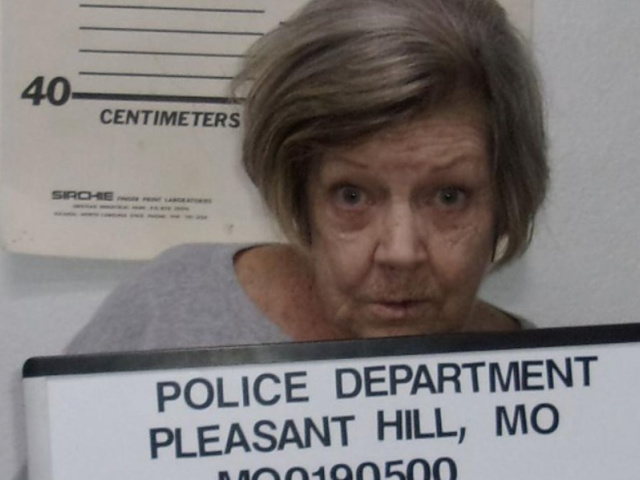 VIDEO: 78-Year-Old Woman Accused of Third Bank Robbery Attempt - Vimarsana News