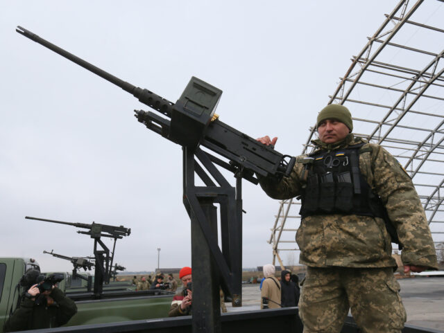 KYIV, UKRAINE - APRIL 01: Soldiers attend a military training of mobile air defense fire g