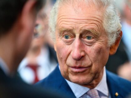 31 March 2023, Hamburg: King Charles III of Great Britain (M) speaks with guests during the ceremonial reception hosted by the British Embassy at Schuppen 52. The reception marks the end of a three-day visit to Germany by the British king and his wife. Photo: Jonas Walzberg/dpa (Photo by Jonas …