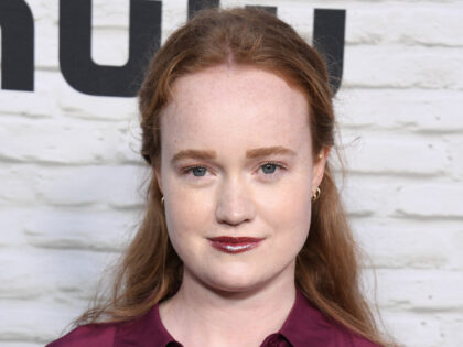 HOLLYWOOD, CALIFORNIA - APRIL 27: Liv Hewson attends the Los Angeles premiere of Hulu&#039