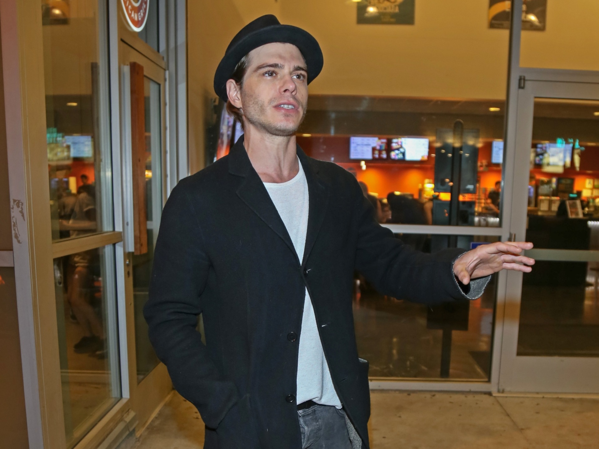 Actor Matthew Lawrence Claims Agency Fired Him for Refusing to Strip Naked - Vimarsana News