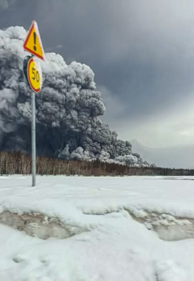 Volcano eruption in Russia's Kamchatka spews vast ash clouds Breitbart