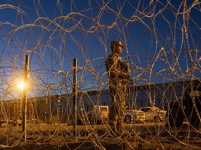 National Guardsman stands post at the Texas border with Mexico. (File Photo: John Moore/Ge