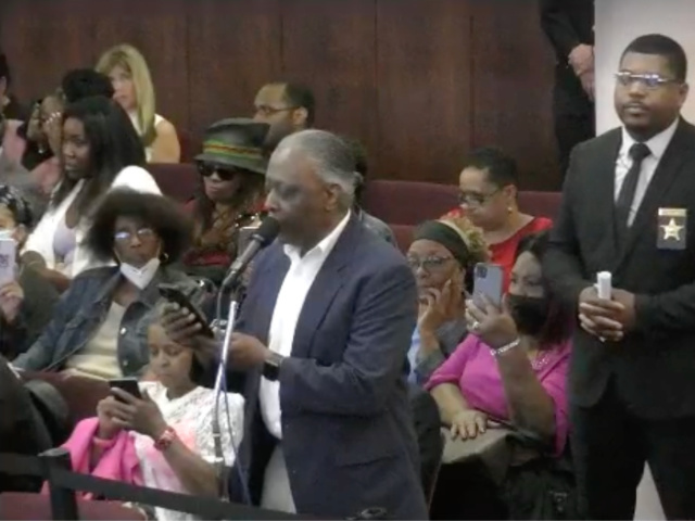 Chicago Residents Slam City Officials over $51M Funding for Migrants - Vimarsana News