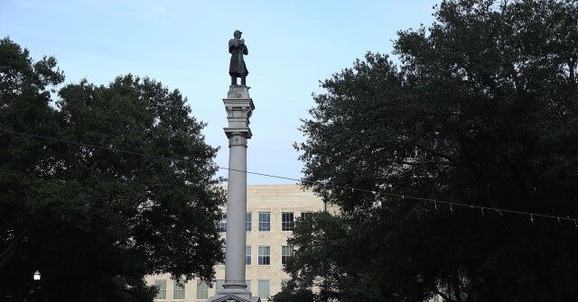 Remains of Jacksonville, Florida, Confederate Monument Removed
