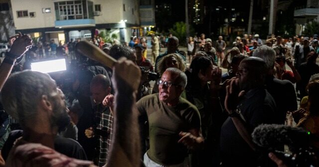 Starved and Without Electricity, Hundreds of Cubans Nationwide Take to the Streets Chanting ‘Freedom’