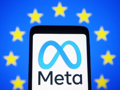 UKRAINE - 2022/02/09: In this photo illustration, Meta Platforms logo is seen on a smartphone screen and the EU ( European Union) or the flag of Europe in the background. (Photo Illustration by Pavlo Gonchar/SOPA Images/LightRocket via Getty Images)
