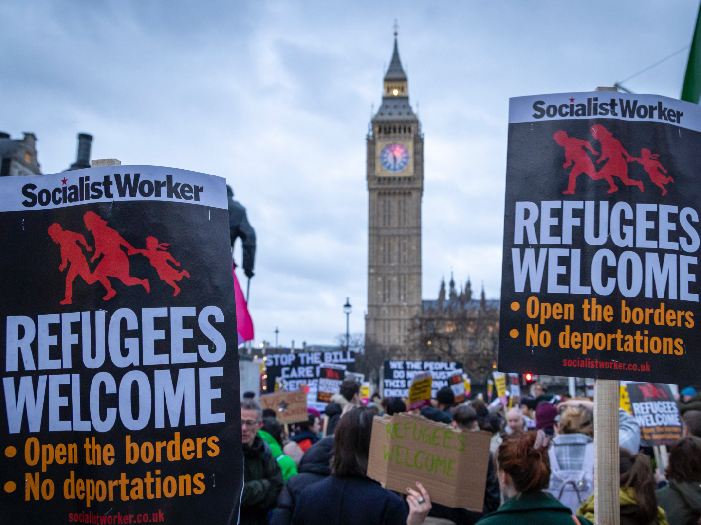Thousands of Iraqi and Iranians to Have Asylum Claims 'Fast-Tracked' - Vimarsana News