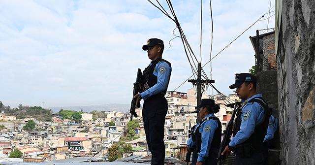 El Salvador’s Bukele Deploys 5,000 Soldiers to Surround Town After Gang Kills Police Officer