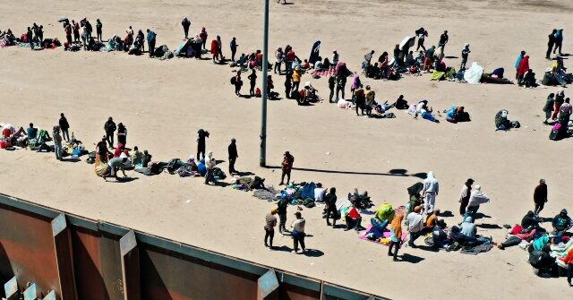 Biden's Migrant Mobile App Sees 62K Seeking Release into U.S.