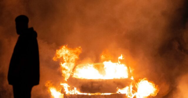 Cars Torched, Police Attacked with Missiles as Riots Break Out in Cardiff