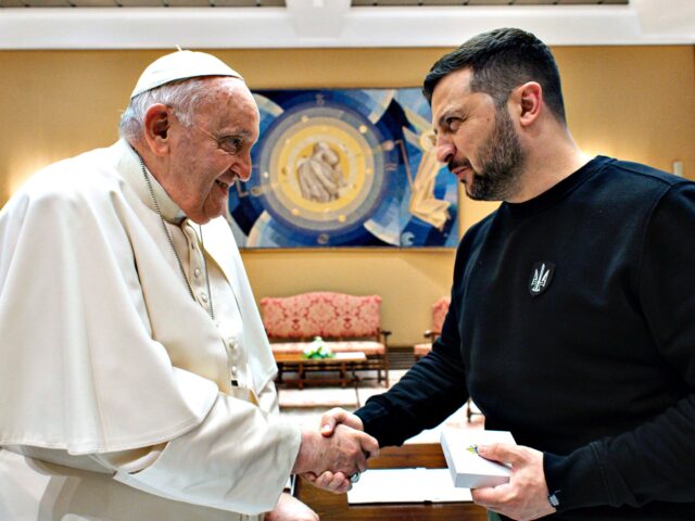 VATICAN CITY, VATICAN - MAY 13: (EDITOR NOTE: STRICTLY EDITORIAL USE ONLY - NO MERCHANDISI