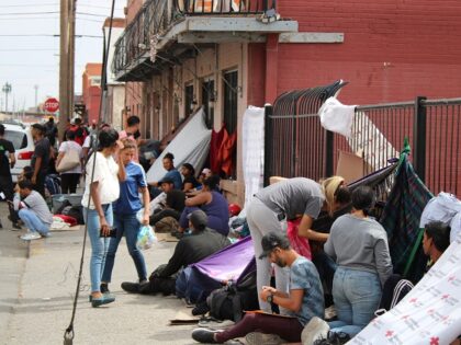 A group of mostly Venezuelan migrants camp out on the streets of El Paso as mayor declares second border related emergency in six months. (Randy Clark/Breitbart Texas