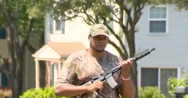 WATCH: Maryland Man Shows up at Bus Stop Every Day with AR-15