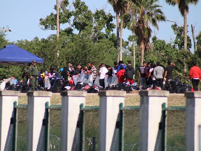 A large migrant group surrenders to Border Patrol agents in Brownsville, Texas. (Randy Clark/Breitbart Texas)
