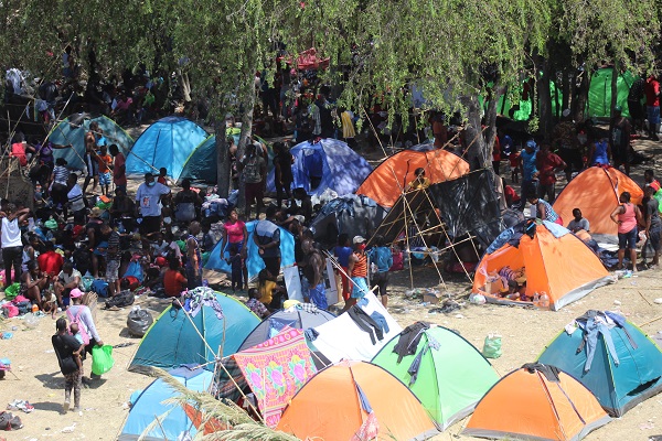 Haitian migrants in a makeshift camp in Del Rio during crisis in 2021. (Randy Clark/Breitbart Texas)
