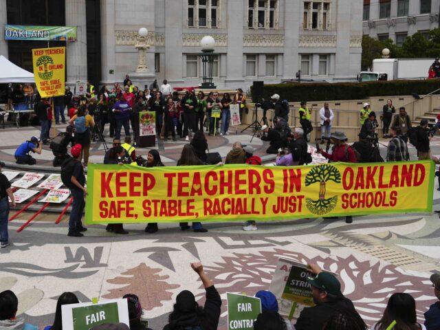 Oakland Kids Return to School After 8-Day Teacher Strike for 'Reparations' and Other Demands - Vimarsana News
