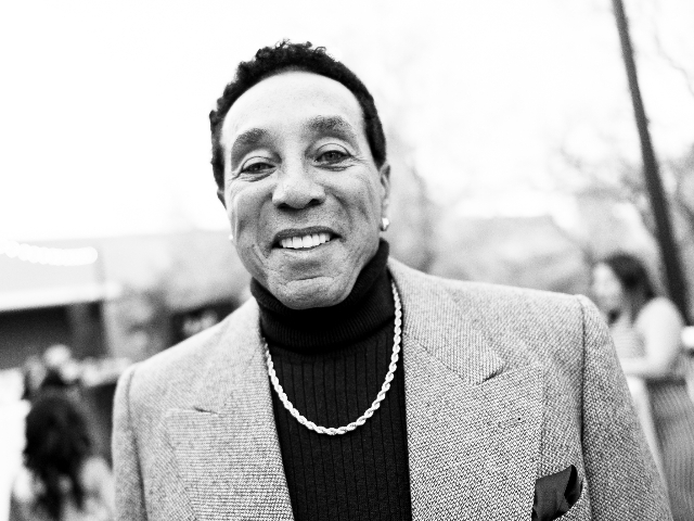 Music Legend Smokey Robinson: 'I Don't Want to be Called African-American, I Want to be Called American American' - Vimarsana News